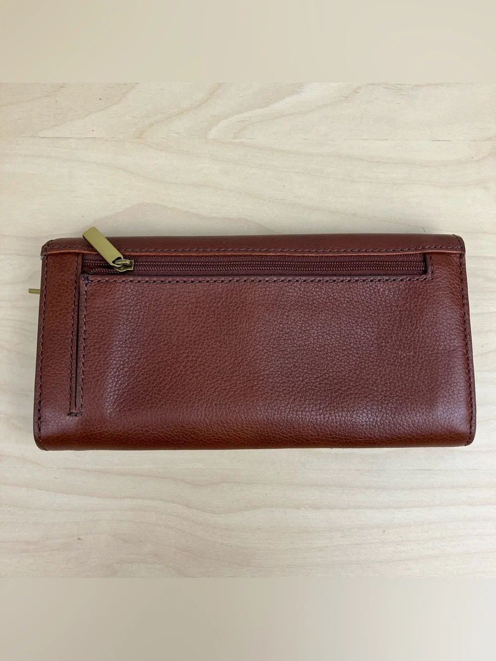 Fossil Cleo Clutch Wallet Card Holder Brown Leather Zipper Pockets Snap Closure